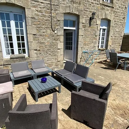 Holiday home Charmante Maison Bretonne A 2 Minutes Des Plages Plouescat